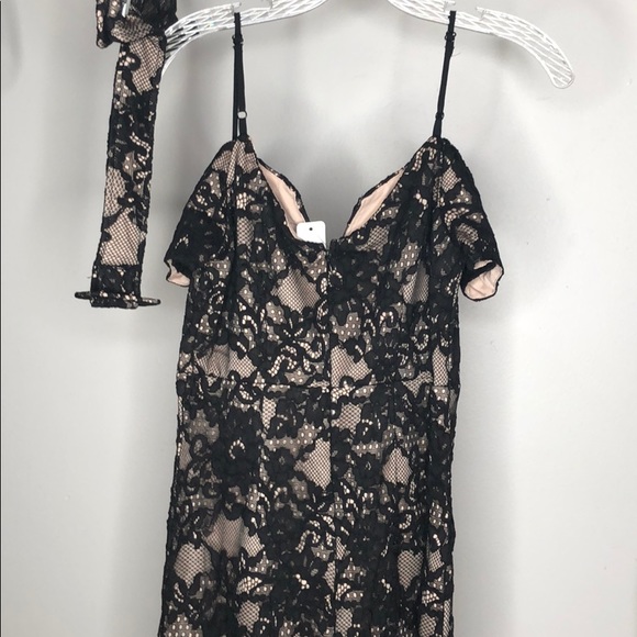 BLACK LACE DRESS - Picture 7 of 9